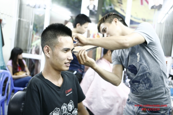 Top 20 tiệm cắt tóc nam ở Hà Nội chất lượng