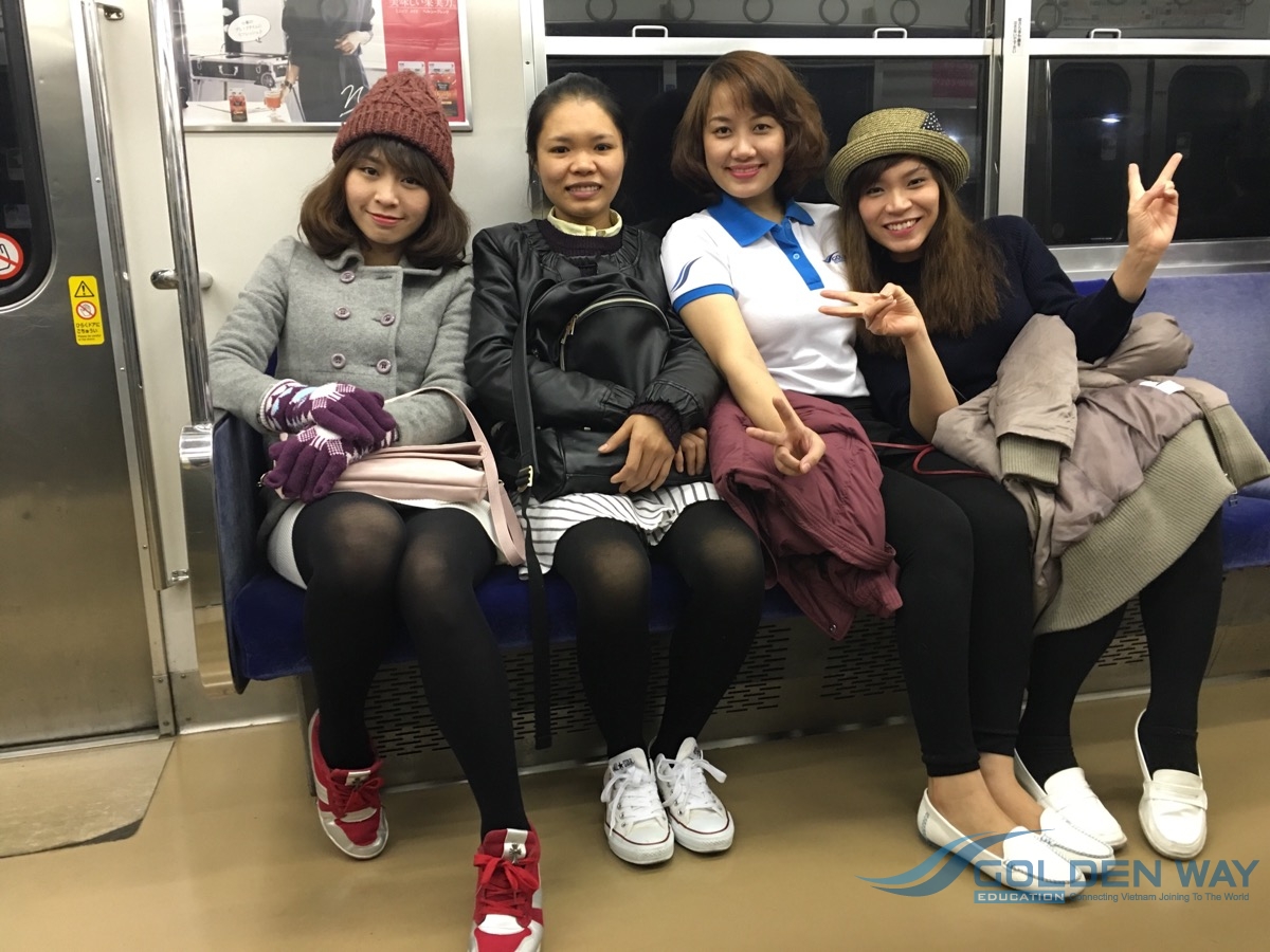Du học Nhật bản - Tham quan nhật bản bằng xe điện ngầm