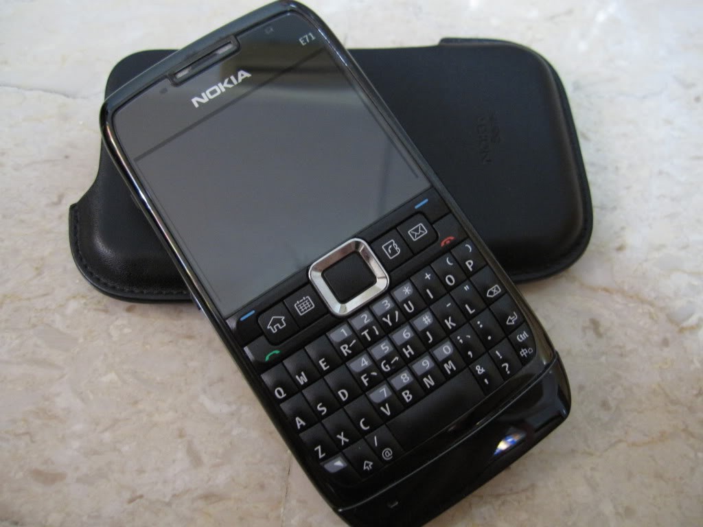 dien-thoai-nokia-e71-chinh-hang-gia-re-ban-phim-qwerty-5